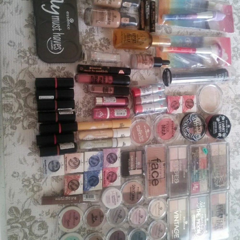 Essence Cosmetics bundle